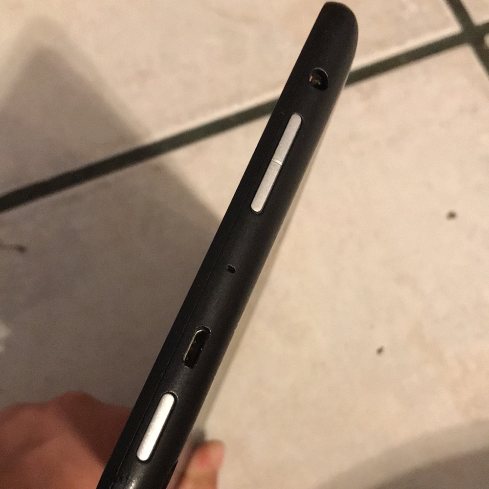 Amazon tablet - Picture 4 of 4